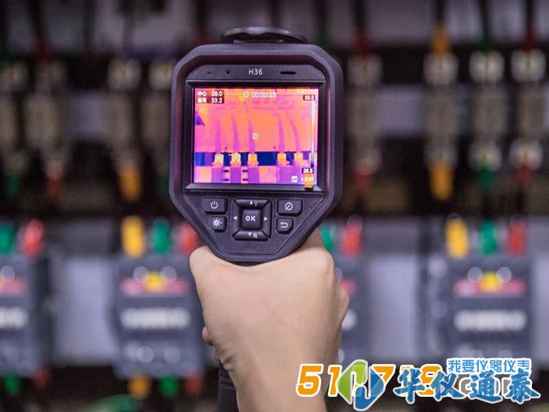 海康微影 H36手持測溫?zé)嵯駜x.jpg