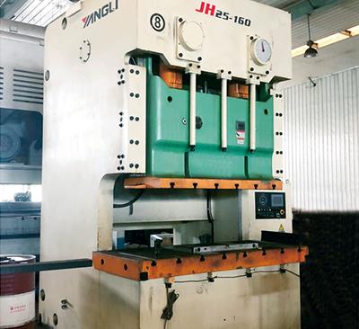 160T大臺(tái)面雙點(diǎn)壓力機(jī).jpg